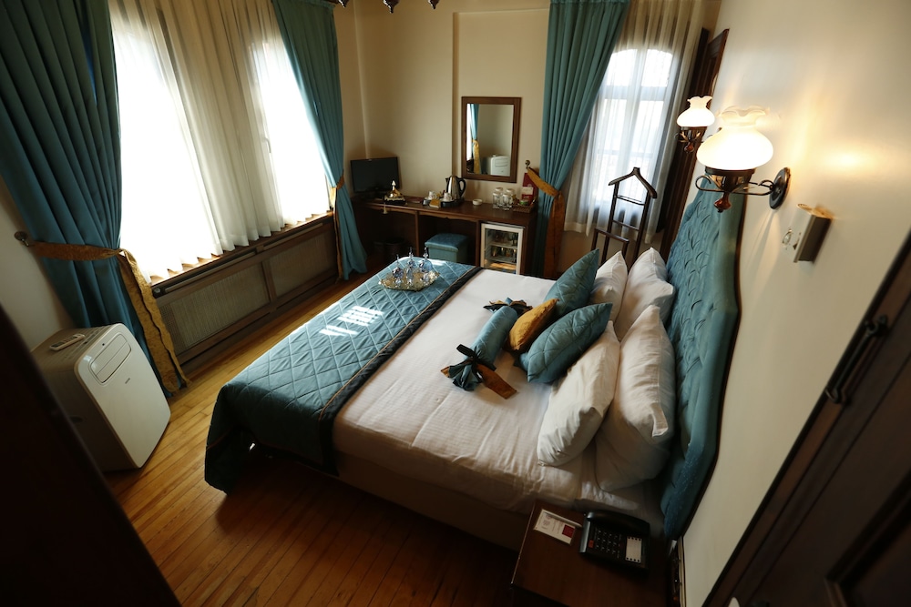 Deluxe Double Room photo 2