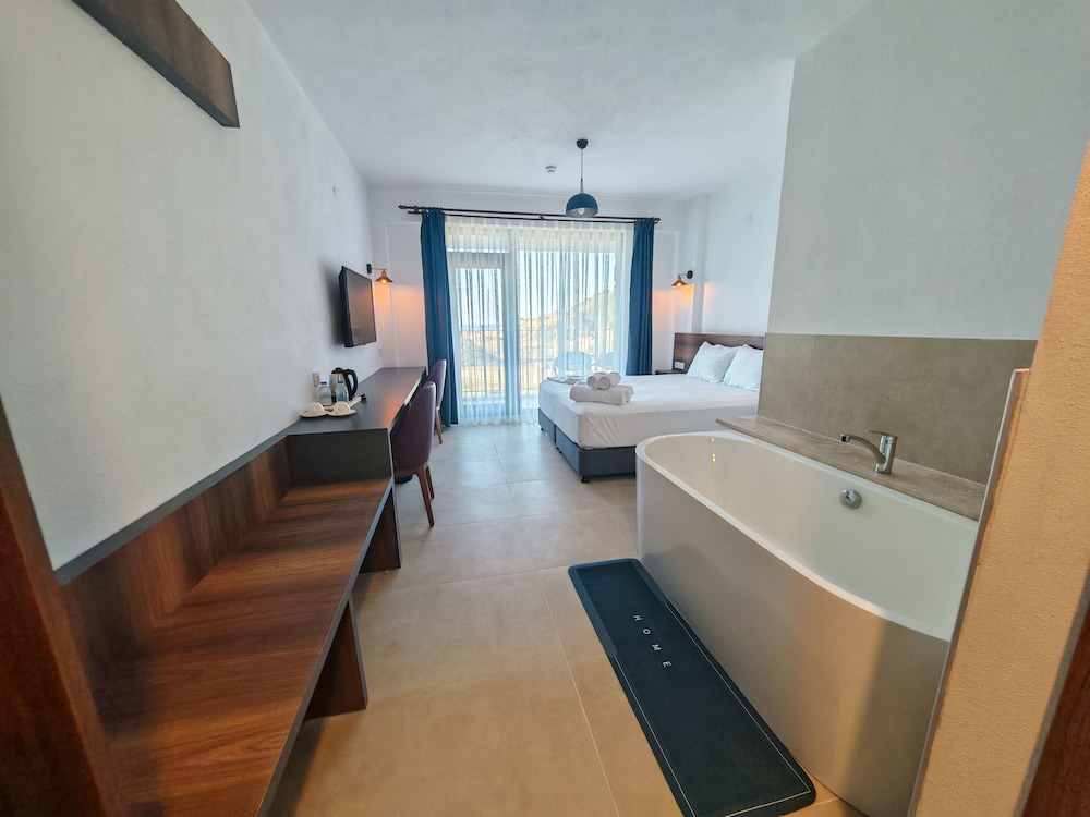 Deluxe Room photo 1