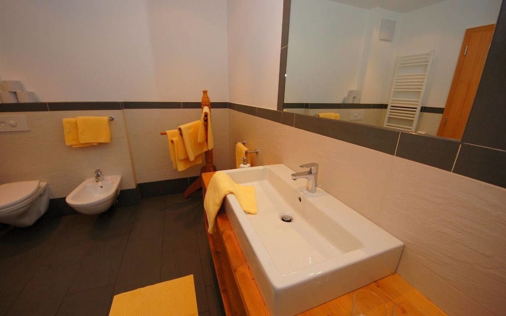 Double or Twin Room photo 3