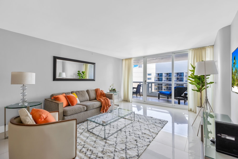 Deluxe Apartment, City View (1 Bedroom)