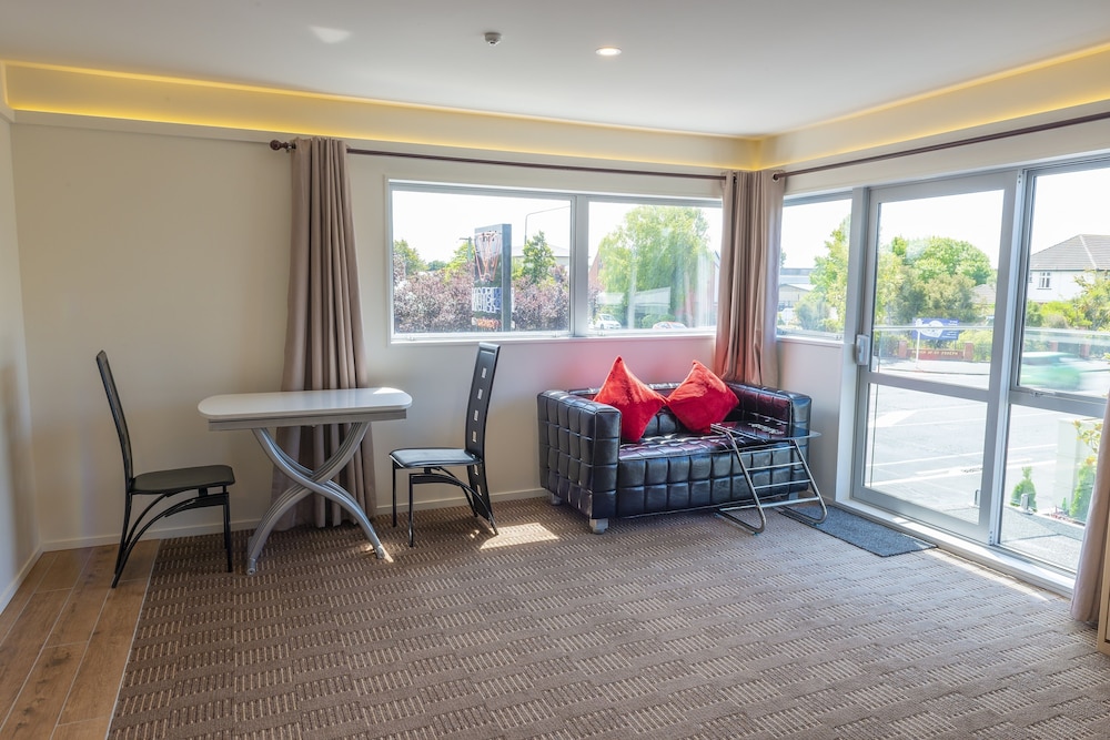 Luxury Apartment, 1 Bedroom - Photo 11