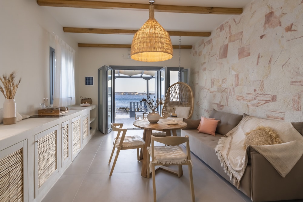 House, 1 King Bed with Sofa bed, Non Smoking, Beachside photo 3