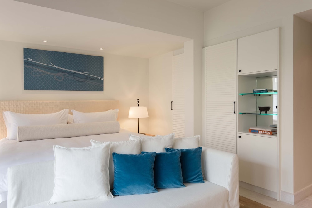 Signature room photo 3