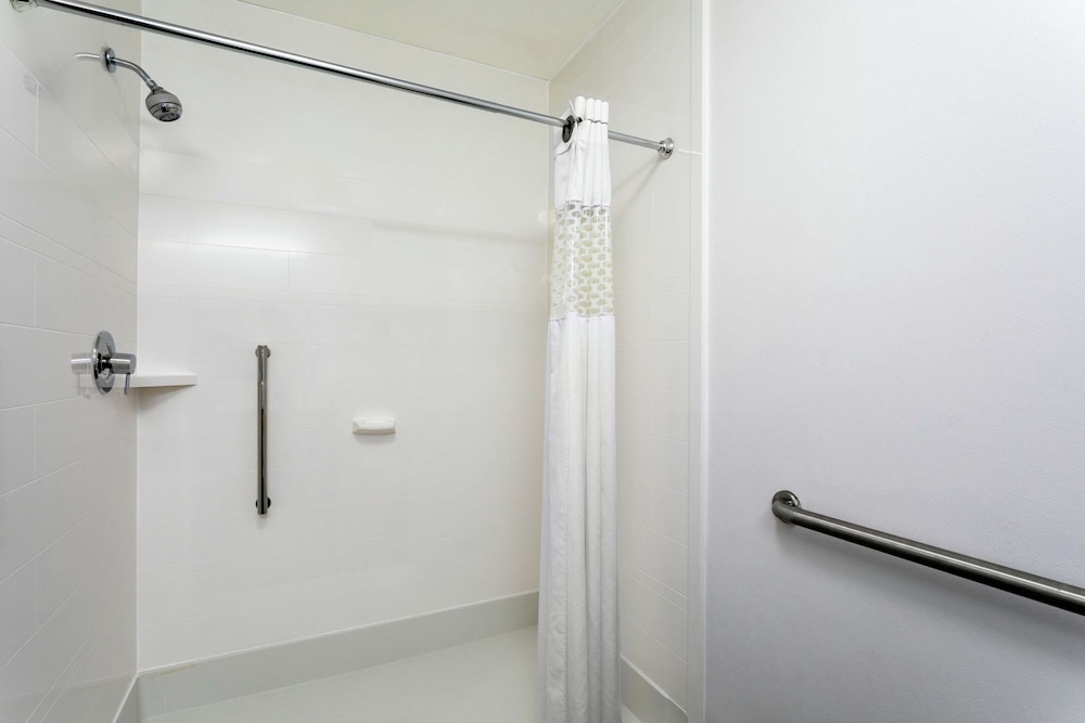 Hampton Inn Bedford, 写真 2