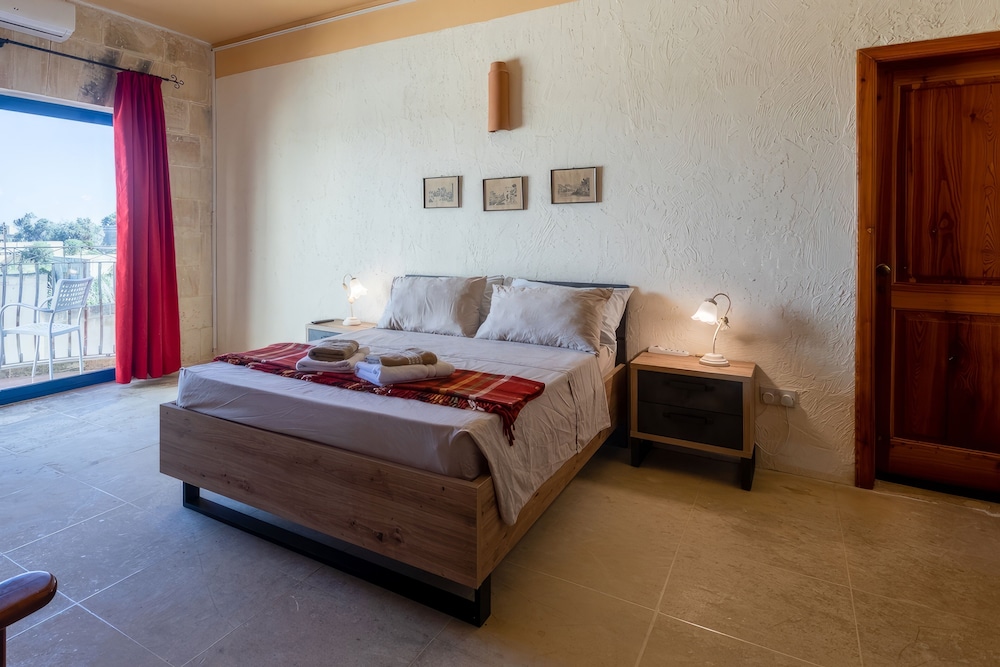 Premier Room