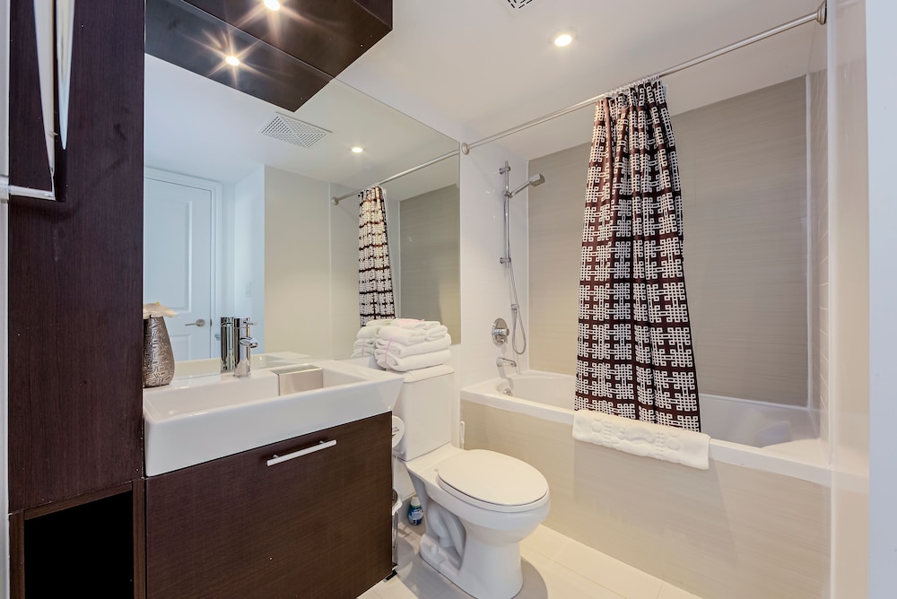 Family Size 2 Bedroom Fully Furnished Condo Sleeps 6, Parking Available, 3tvs, Foto 24