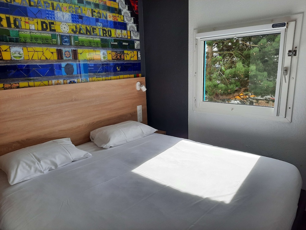 Standard Room, 1 Double Bed - Photo 15