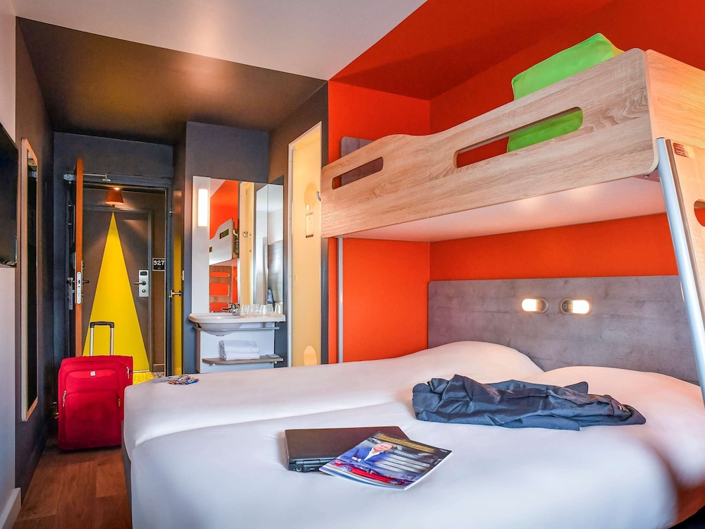 Triple Room, Multiple Beds photo 1