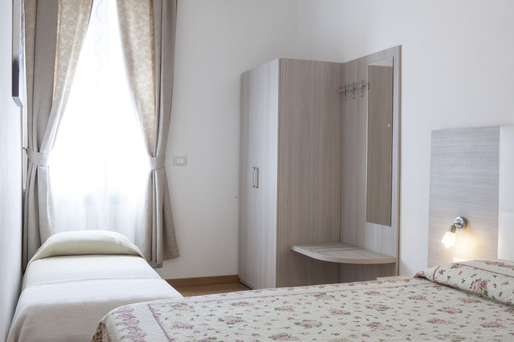 Double or Twin Room (with extra bed)