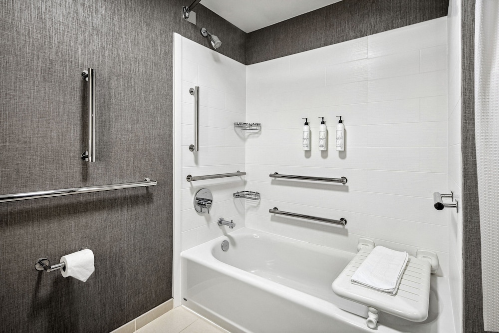 Suite, Multiple Beds (Hearing Accessible) - Photo 6