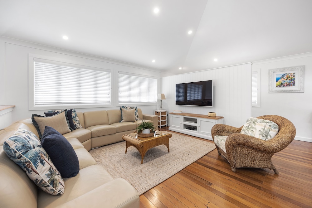 Grand Villa, 3 Bedrooms photo 2
