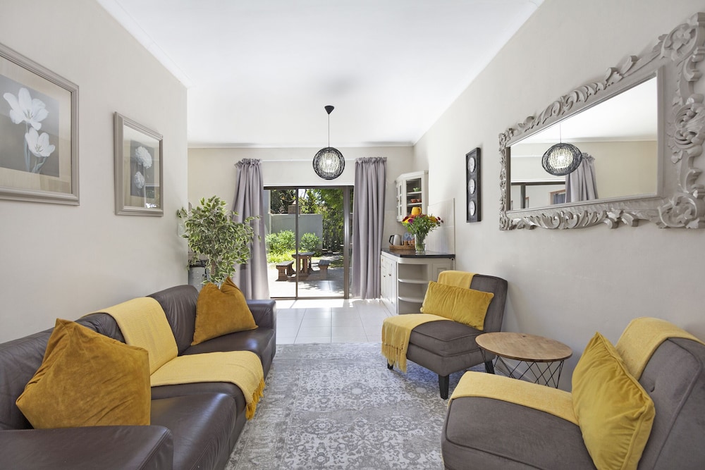 Jasmine Cottage