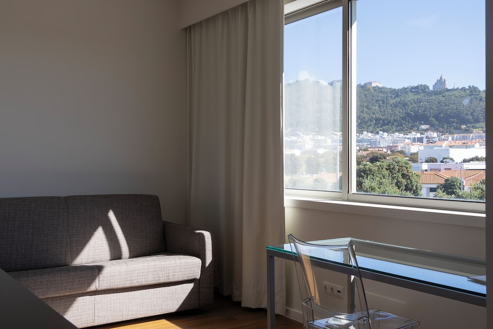 Junior Suite, Mountain View - Photo 2
