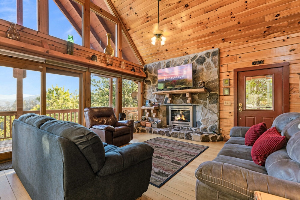 Signature Cabin, Multiple Beds, Kitchen, Mountain View