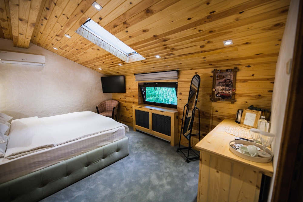 Deluxe Double Room photo 2