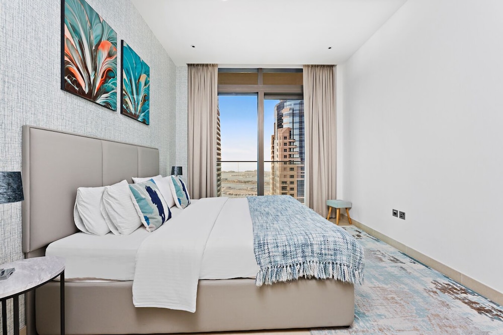 Luxury Apartment photo 3