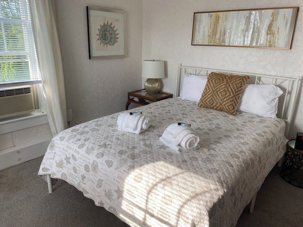 Economy Double Room photo 1