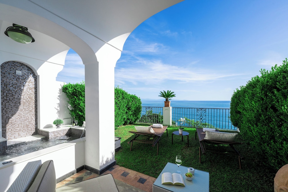 Honeymoon Double Room
