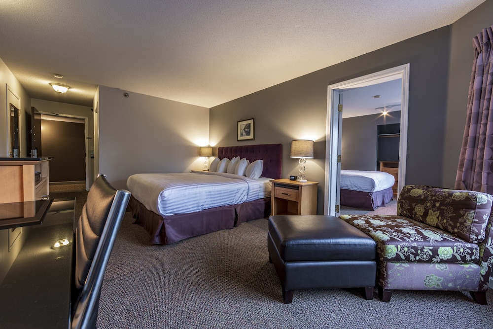 Suite, 2 Bedrooms, Non Smoking (Non-Pet Friendly) photo 3