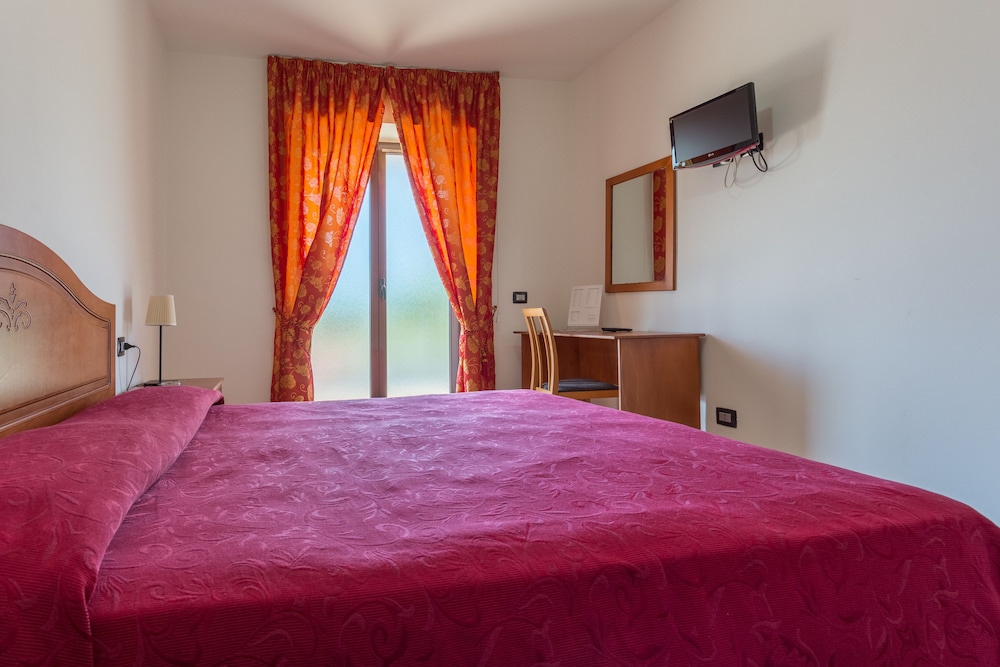 Double Room (1 letto matrimoniale)