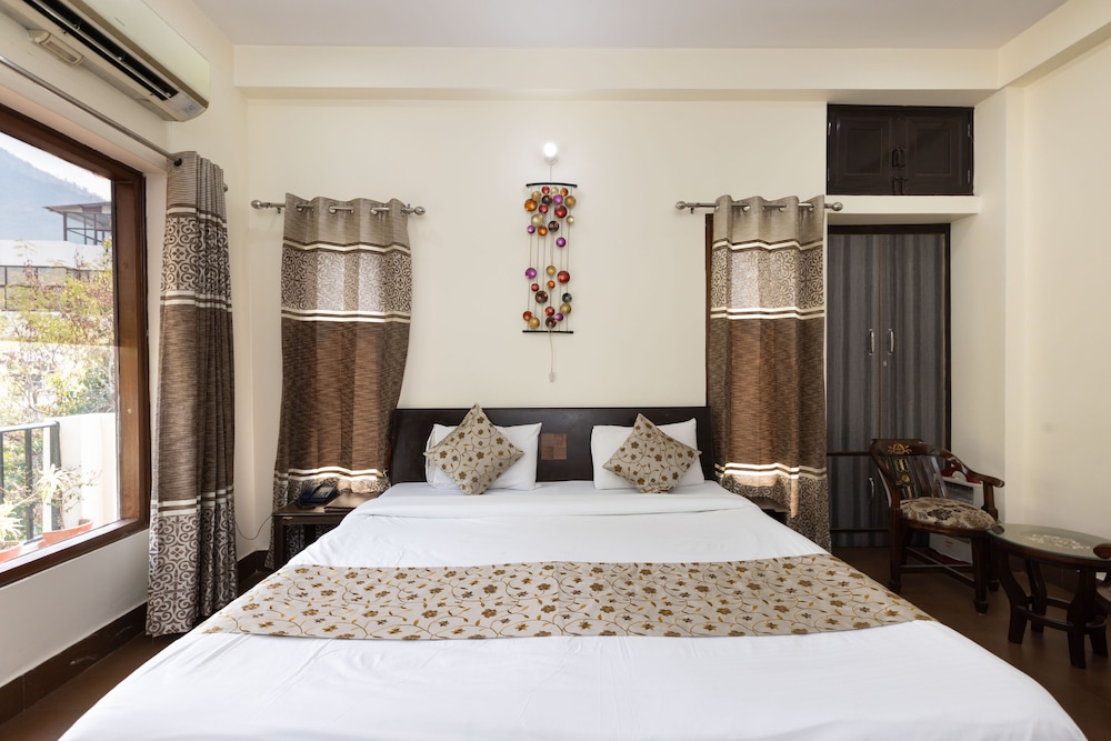 Comfort Room - Photo 2
