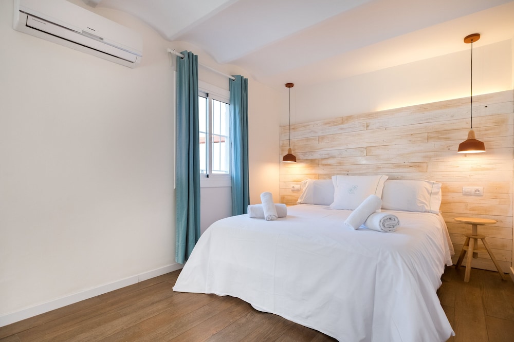Comfort Apartment, 2 Bedrooms, City View photo 2