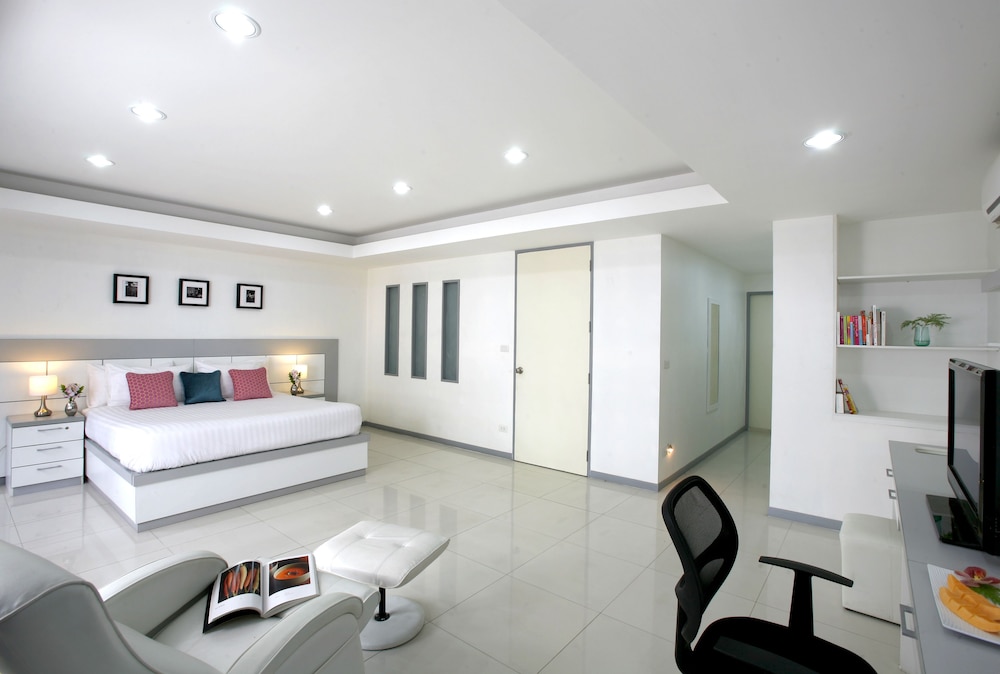 Executive Room photo 2