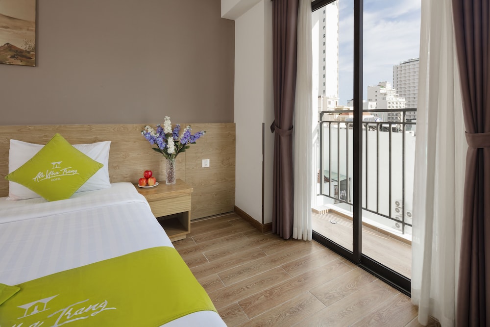 Deluxe Triple Room With Balcony photo 2