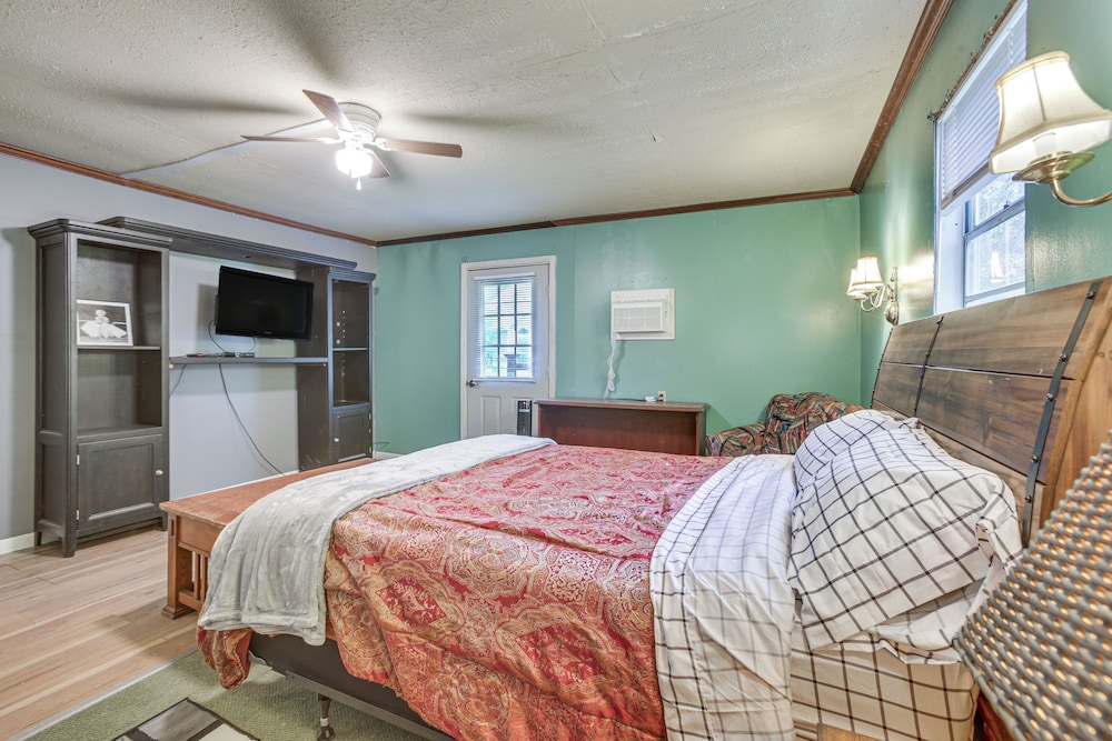 House (2 Bedrooms) photo 3