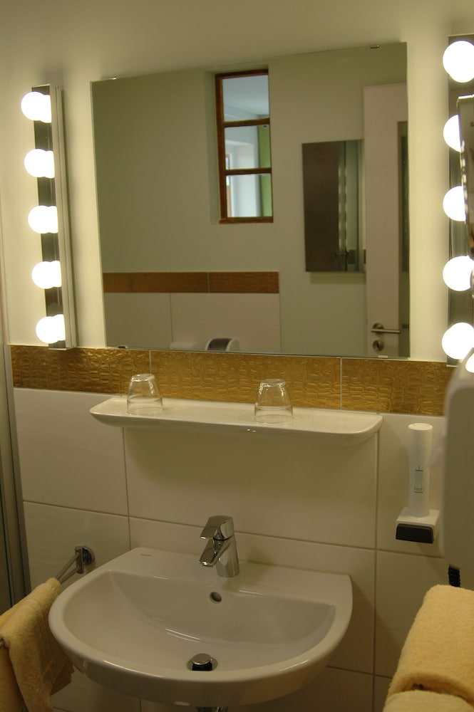 Double Room Gold - Photo 41