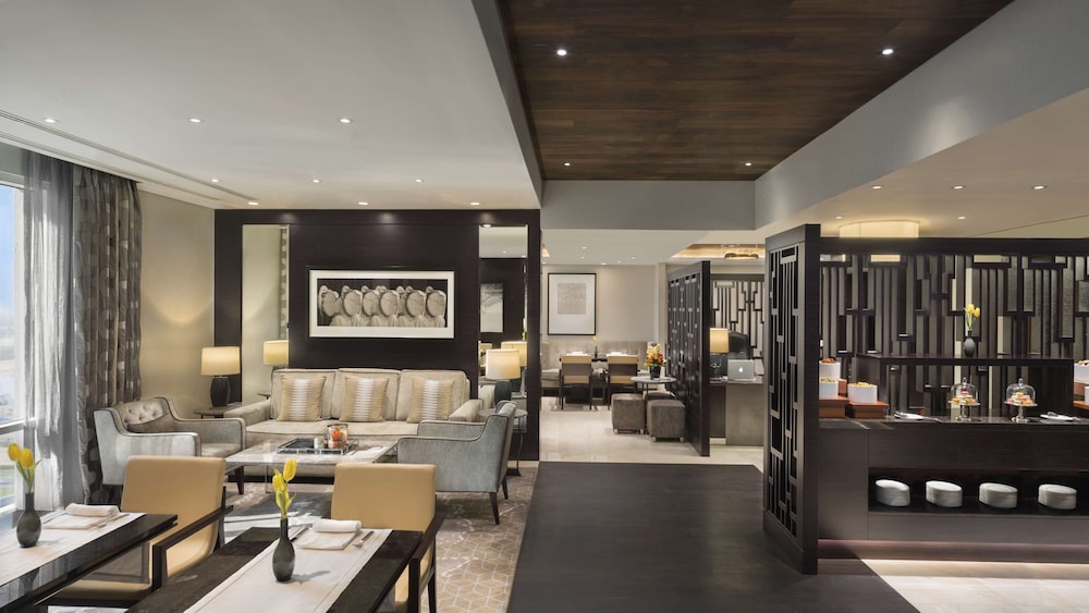 Executive Grand Deluxe Room Lounge Access including Afternoon Tea Evening Cocktail Hours