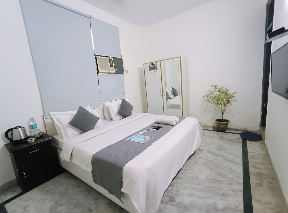 Deluxe Room - Photo 3