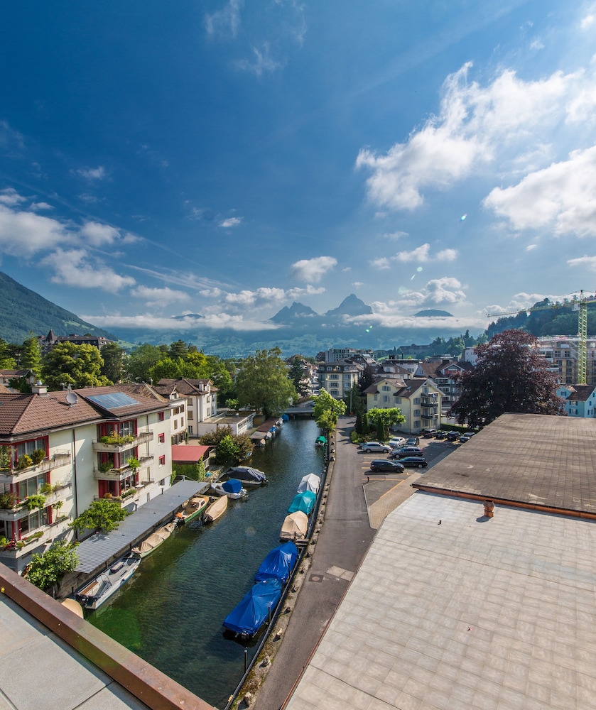 Superior Double Room with Queen Size Bed and mountain view - without balcony photo 2