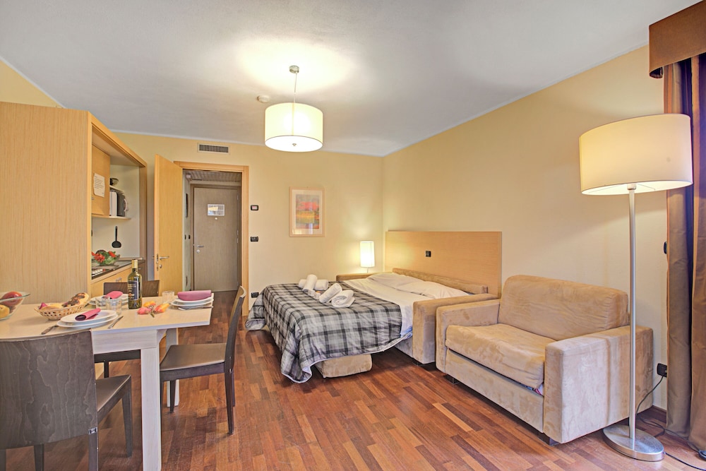 Standard Studio (Baita 6 - Balcony Studio 206)