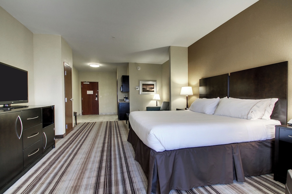 Standard Room, 1 King Bed, Accessible (Comm, Tub) photo 1