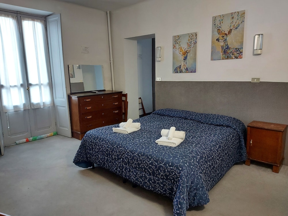 Basic Double Room