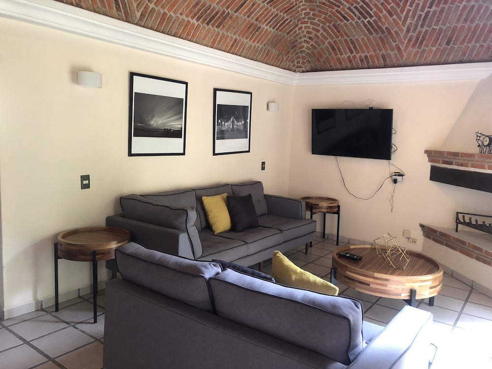 Design Cabin photo 2