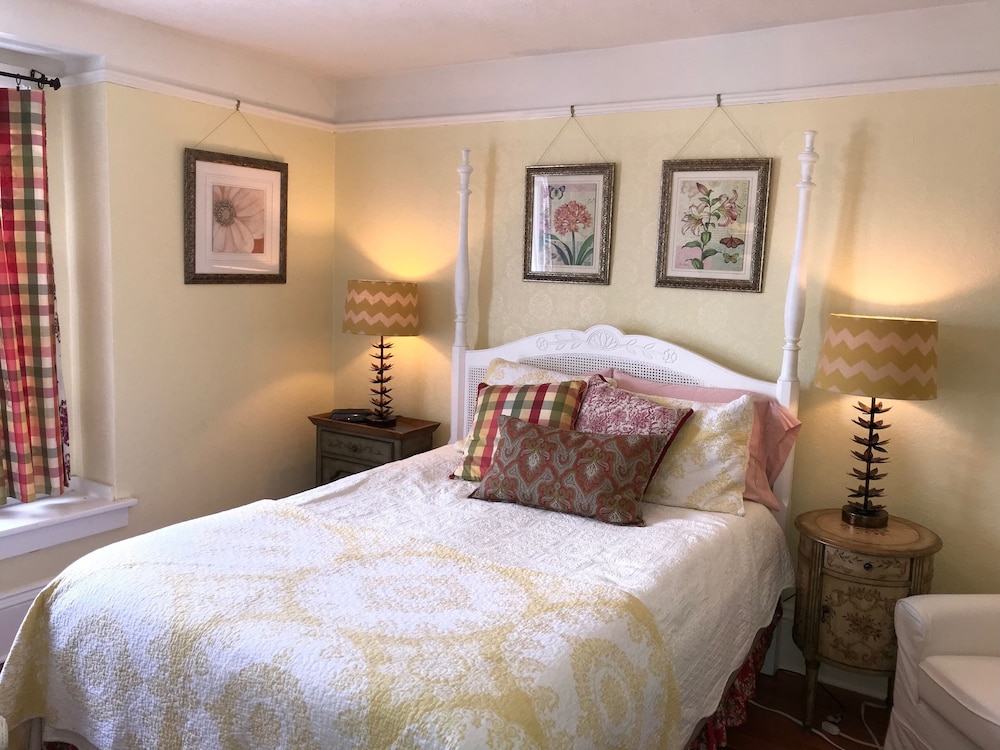 Superior Double Room, Private Bathroom (Florence Suite)
