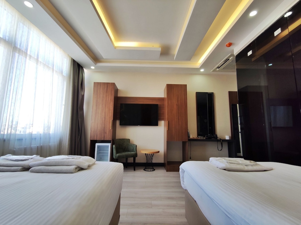 Standard Double Room Single Use photo 2