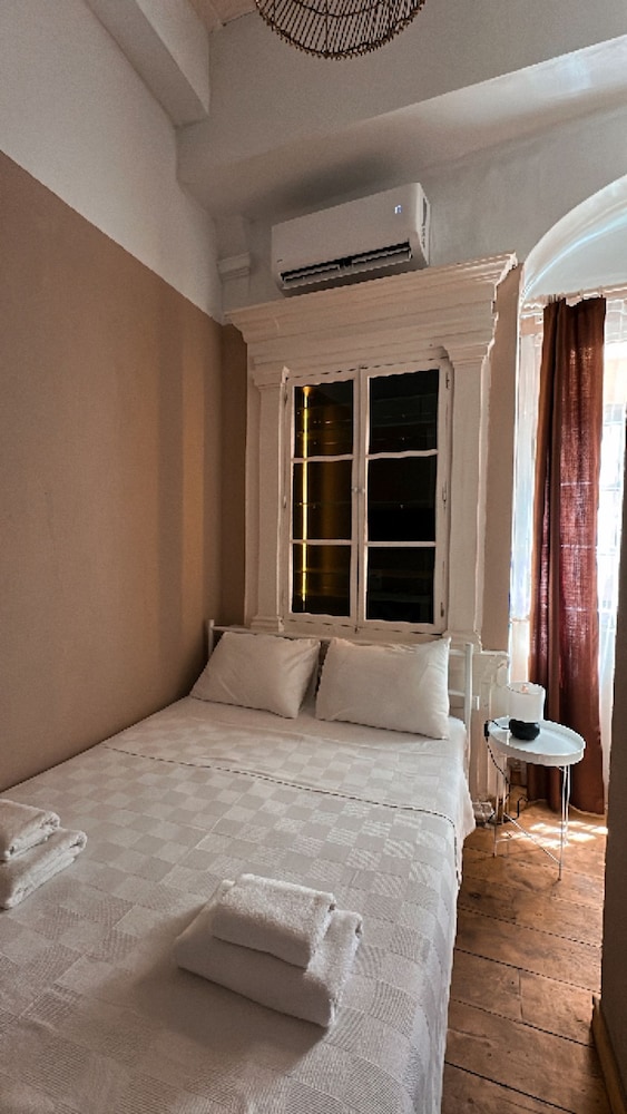 Economy Room photo 2