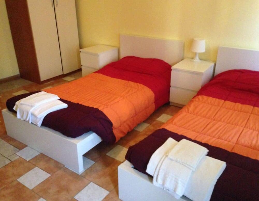 Standard Triple Room, Multiple Beds, Non Smoking