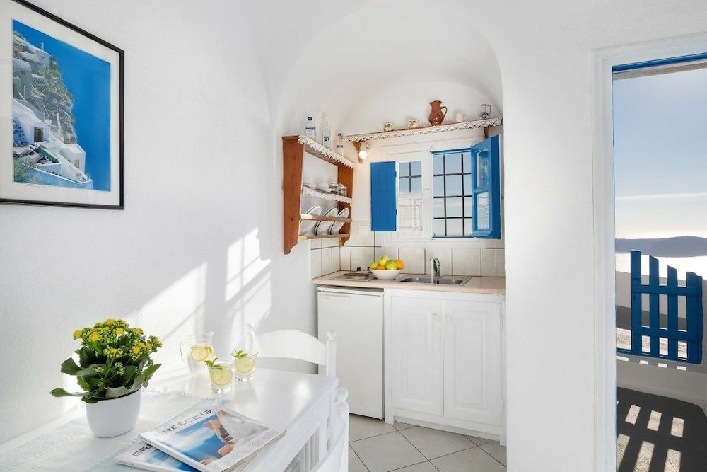 One Bedroom Apartment Caldera View - Photo 2
