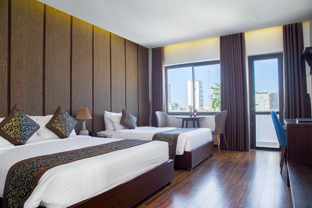 Deluxe Triple Room - Photo 5