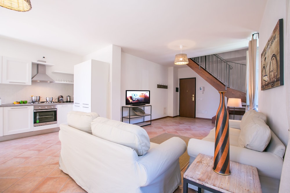 Family Apartment, Multiple Bedrooms (Casa Al Prato Apt. G) photo 2