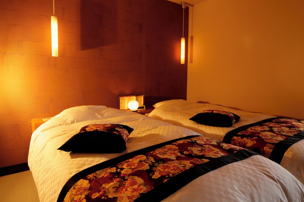 Deluxe Japanese Western Room High Floor photo 2