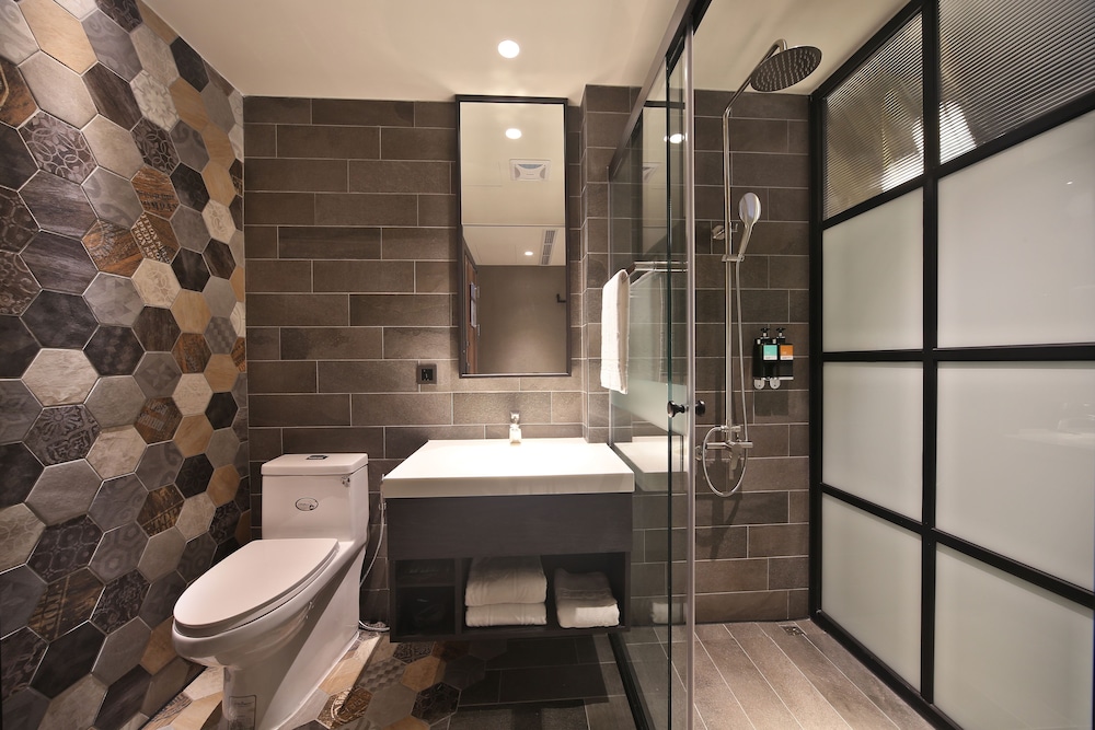 Deluxe Twin Room - Photo 6