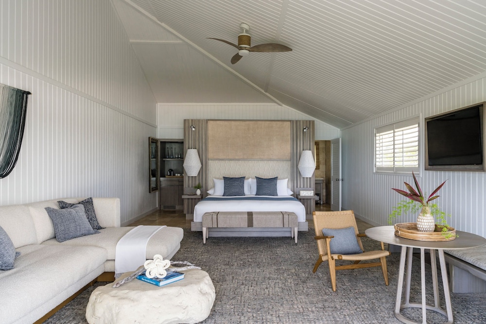 Room (Beachfront Grand King) - Photo 1