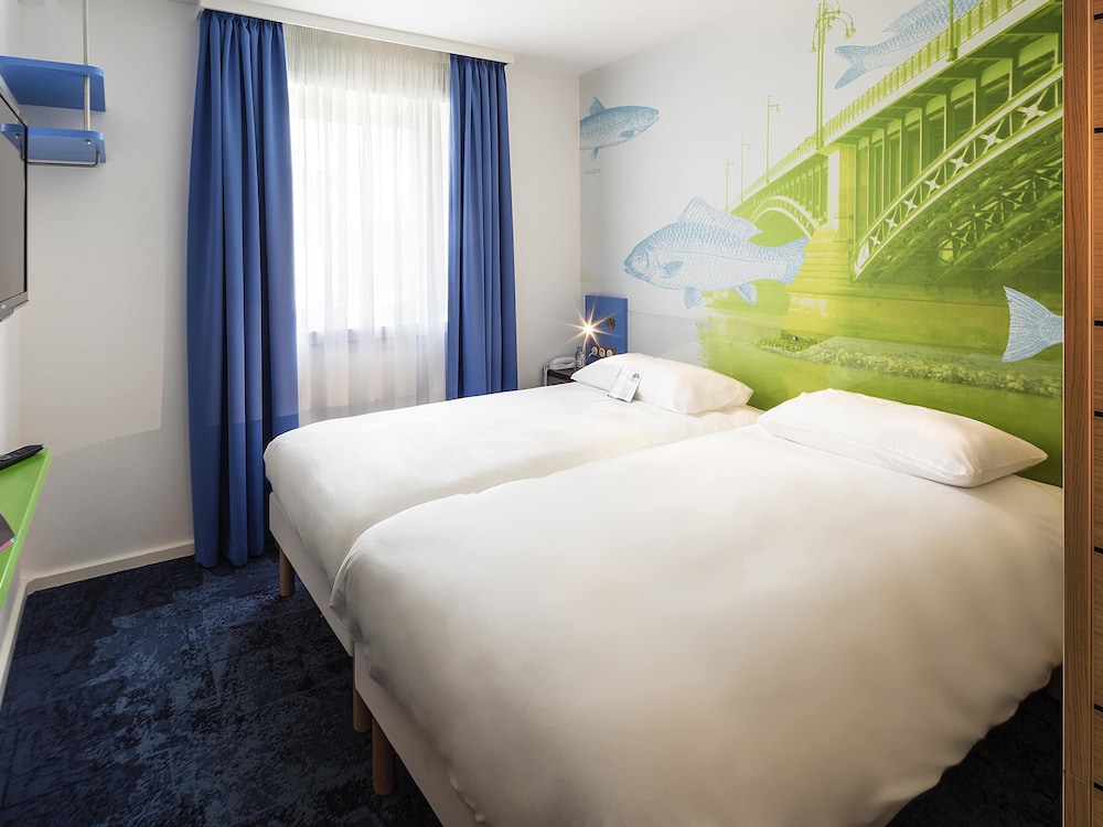 Standard Room, 2 Twin Beds
