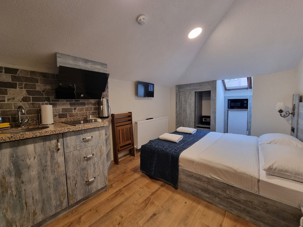 Economy Loft photo 1