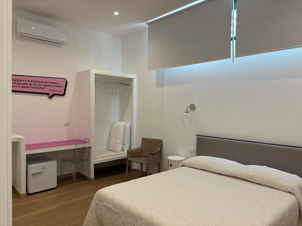 Deluxe Room - Photo 1